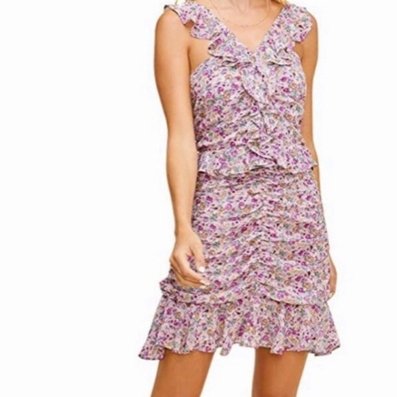 Astr Dresses & Skirts - ASTR The Label Floral Dress with Ruffles